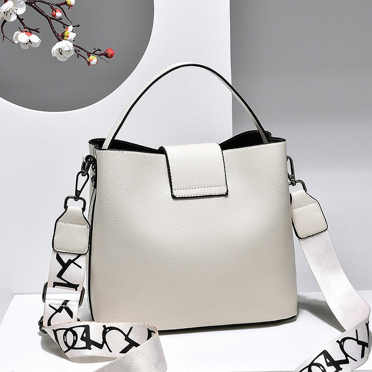 Glänze mit Stil mit der ultimativen Damen-Schultertasche!