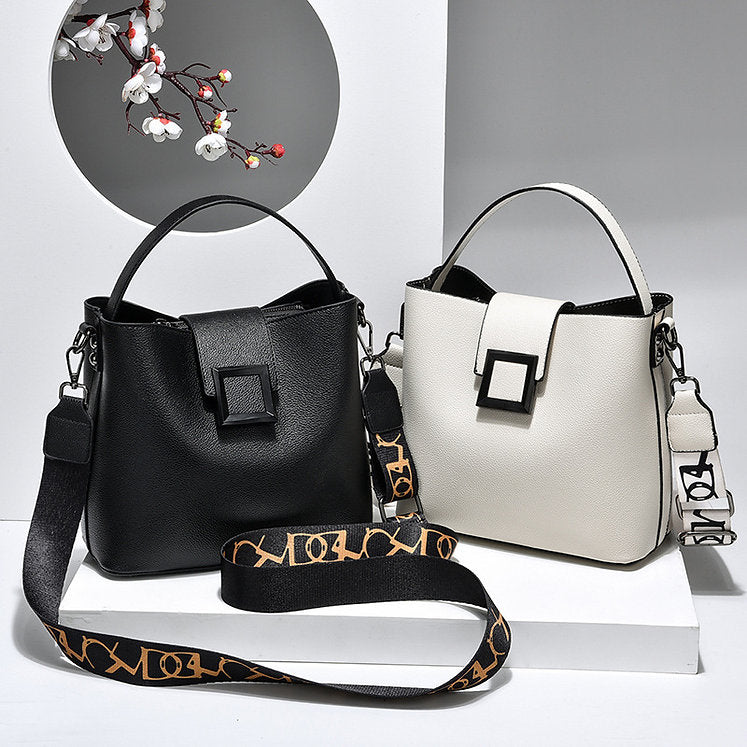 Glänze mit Stil mit der ultimativen Damen-Schultertasche!