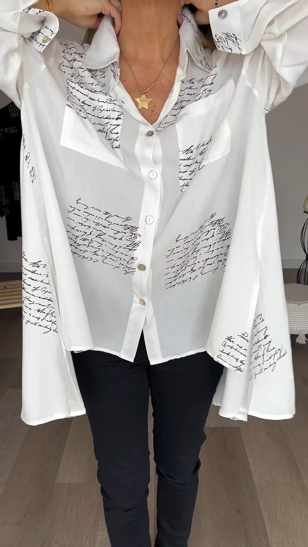 Bella Moda Printed Blouse for Stylish Women