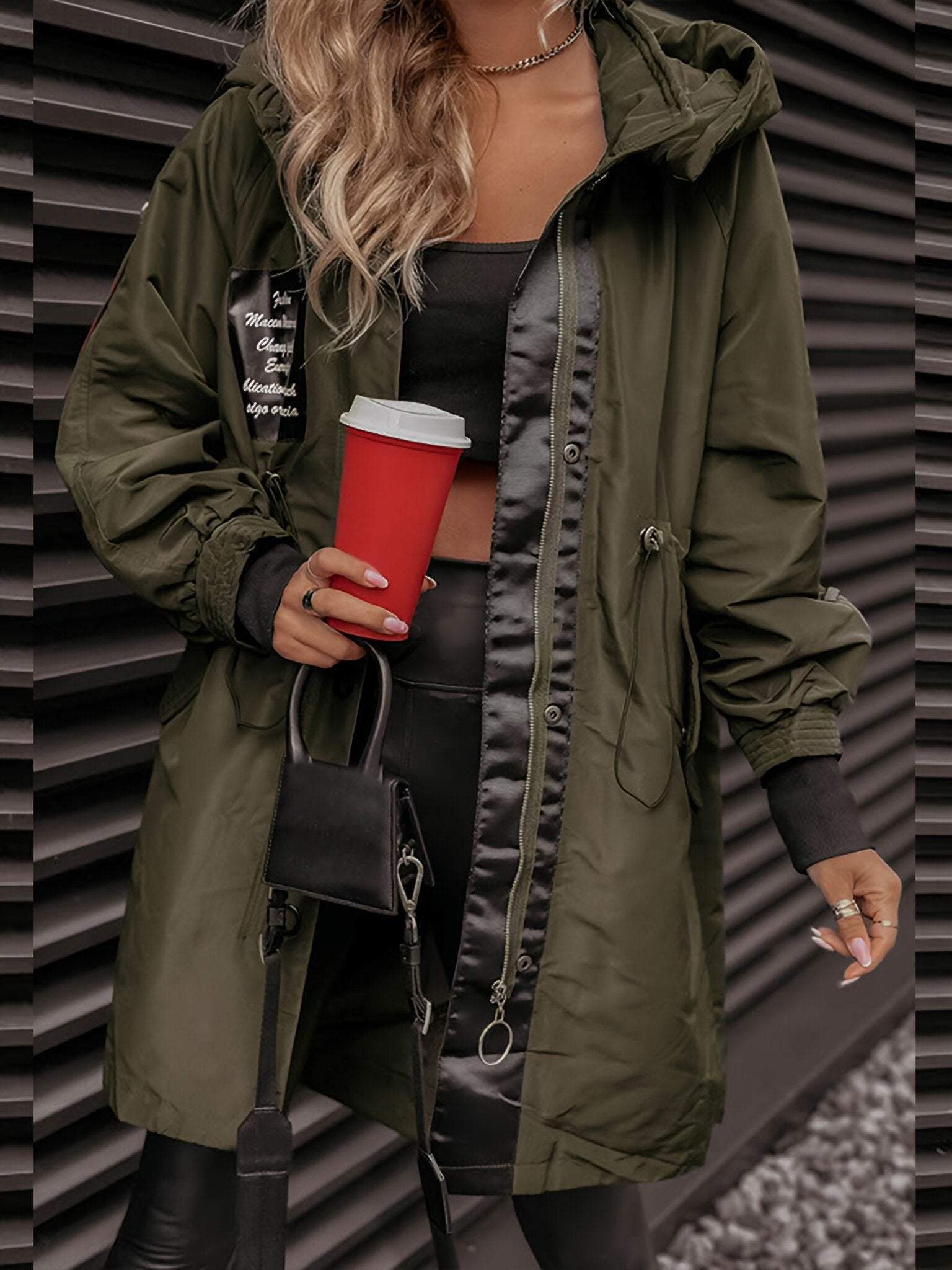 FrostGlow | Kurze Warme Winterjacke aus Teddystoff | Stilvoll und Bequem für die Kalten Tage