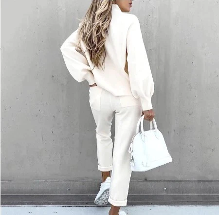 VELANORA- Soft house suit